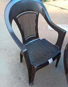стулья пластиковые